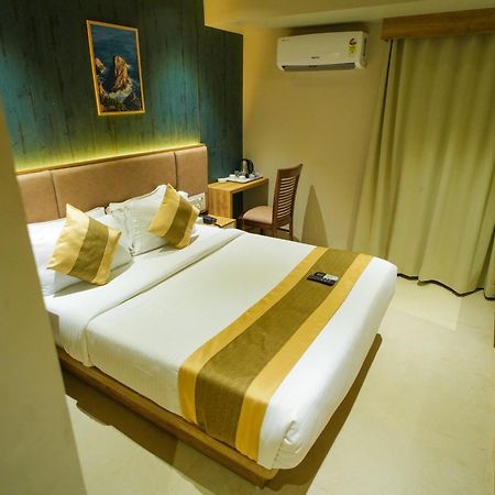 Hotel Skylink Hospitality Mahalaxmi Mumbai Eksteriør bilde