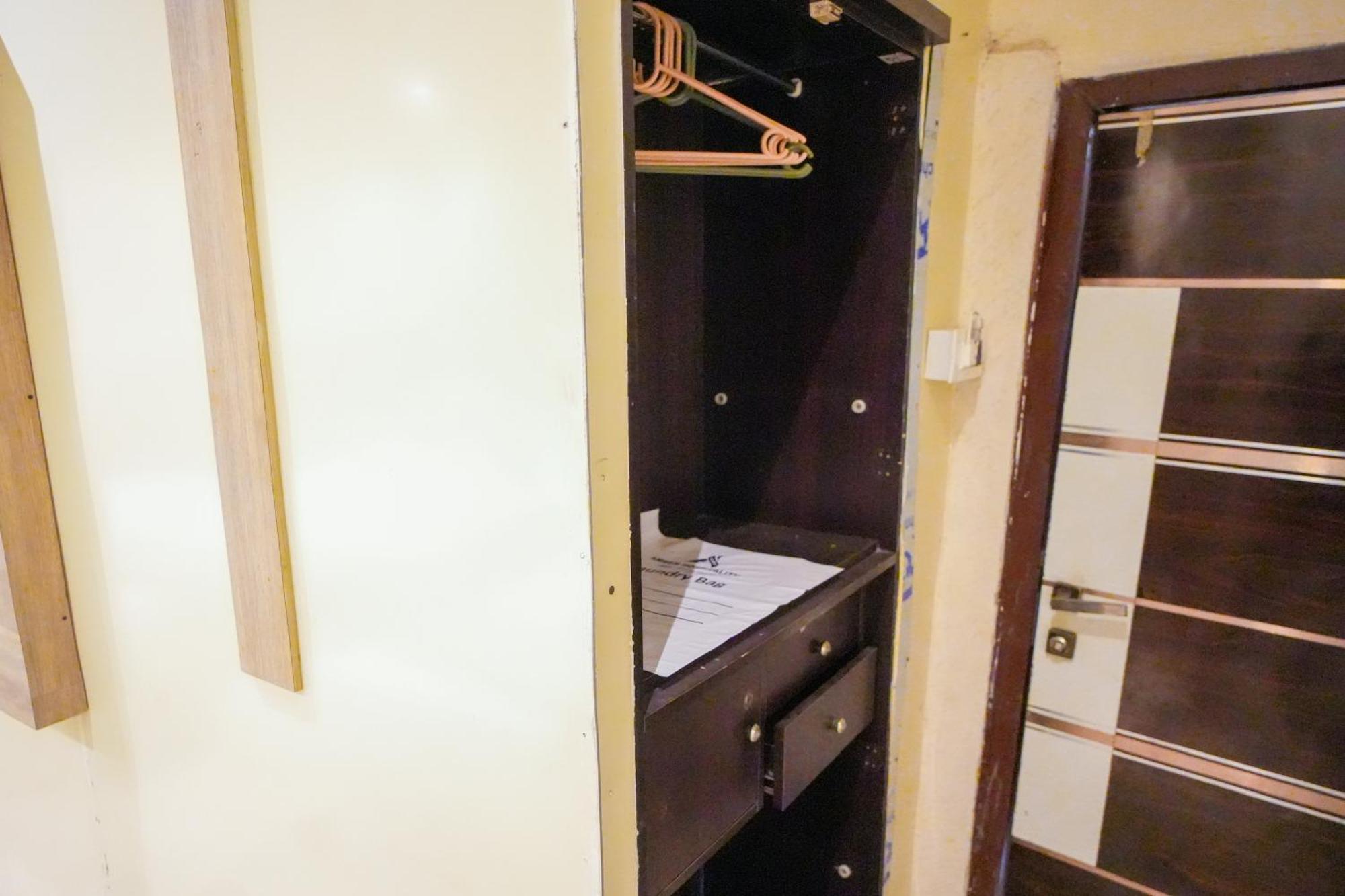Hotel Skylink Hospitality Mahalaxmi Mumbai Eksteriør bilde