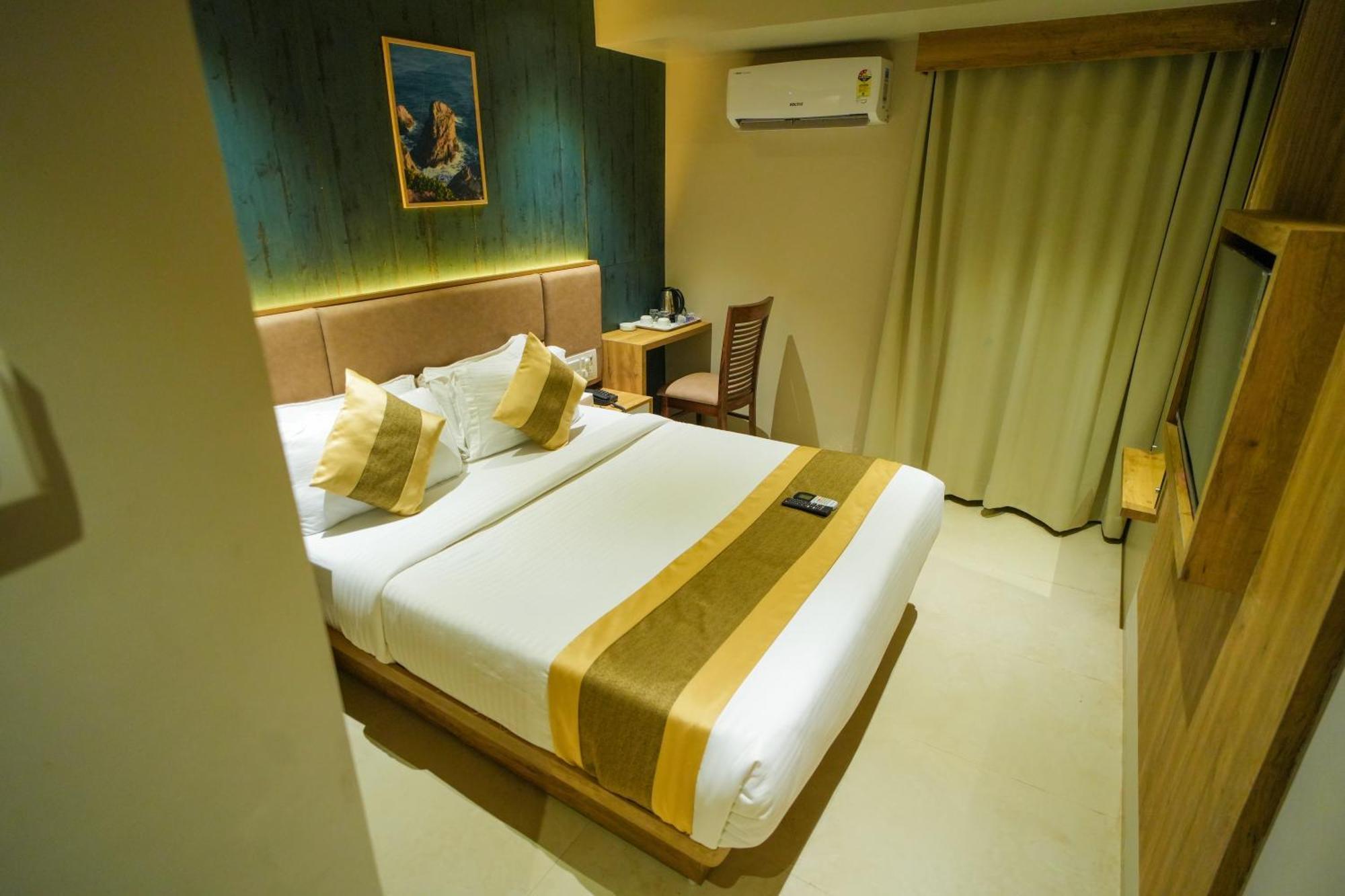 Hotel Skylink Hospitality Mahalaxmi Mumbai Eksteriør bilde