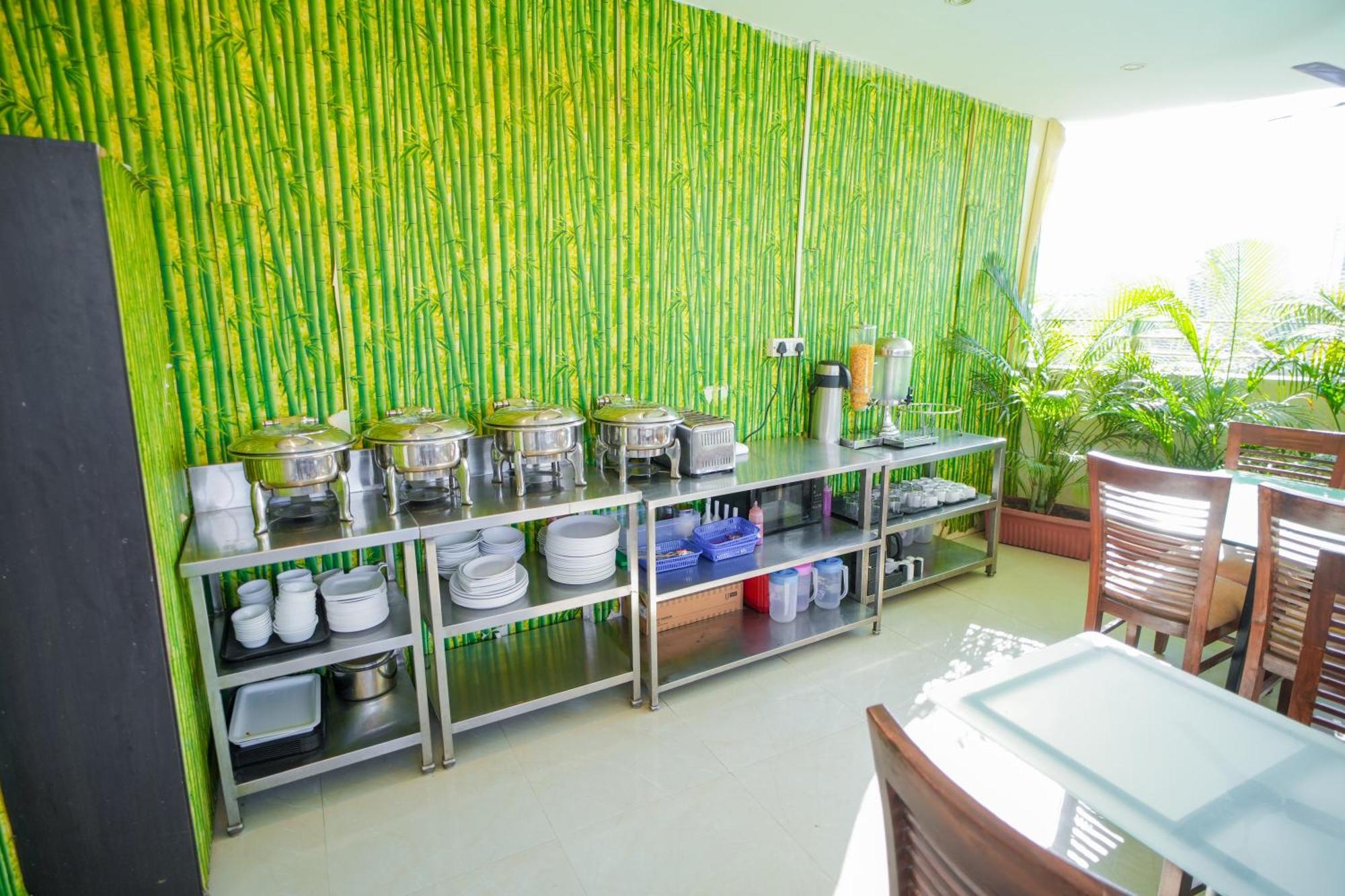 Hotel Skylink Hospitality Mahalaxmi Mumbai Eksteriør bilde
