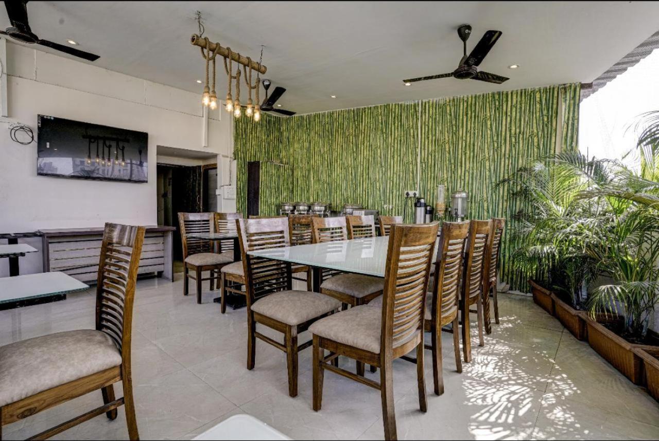 Hotel Skylink Hospitality Mahalaxmi Mumbai Eksteriør bilde
